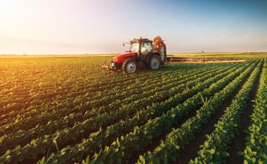 Mungesa e reshjeve ndikon ndaj bujqësisë në RMV