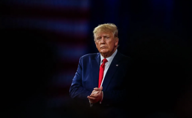 SHBA: Republikanët, në mbështetje të ish-presidentit Trump pas publikimit të aktpadisë