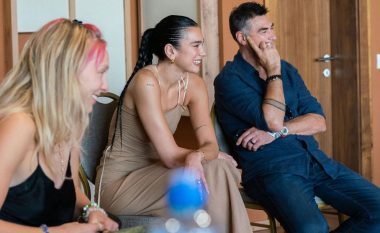 Programi për kantautorët e rinj të talentuar në Kosovë, Dua: U mahnita plotësisht nga talenti dhe produktiviteti