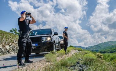 EULEX-i i bashkohet KFOR-it në patrullimet në veri