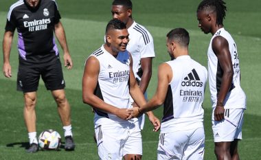 Casemiro ishte i pranishëm në stërvitjen e Real Madridit për t’u thënë lamtumirën bashkëlojtarëve