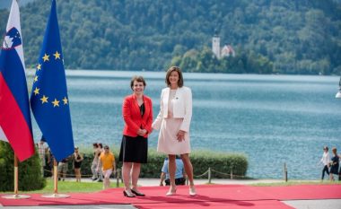 Gërvalla në Forumin e Bledit, BE nuk duhet të lejojë që Rusia të destabilizojë Ballkanin Perëndimor
