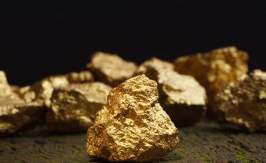 Shqipëria në kërkim të arit, fton kompani për zbulim në dy zona minerare në Librazhd dhe Mirditë