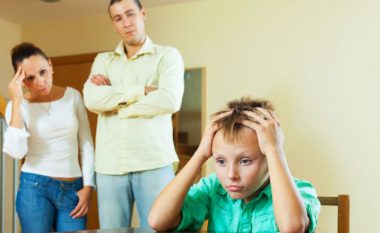 Kujdes! Këto janë arsyet pse fëmijët bëhen gënjeshtarë: Prindër, a është faji juaj?
