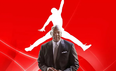 Nga tre milionë në katër vjet, në tre milionë çdo pesë orë – aftësia që vetëm Nike e pa te Michael Jordan