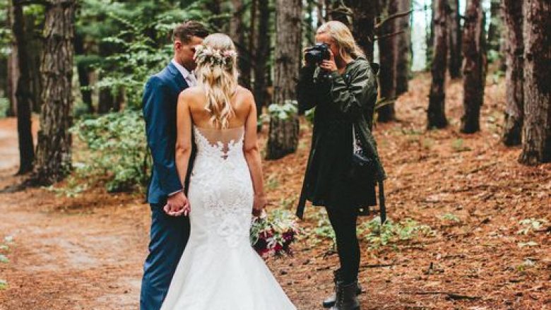 Fotografja profesioniste e dasmave zbulon tri shenjat që tregojnë se një lidhje nuk do të zgjasë