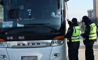 Gjobiten 32 shoferë të autobusëve të cilët kryejnë transport publik të udhëtarëve në Maqedoni