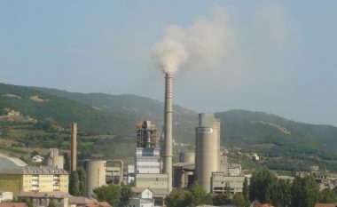 Protesta ndaj rritjes së çmimit të çimentos, Sharrcem: Industria është prekur nga kostot e larta të energjisë në botë