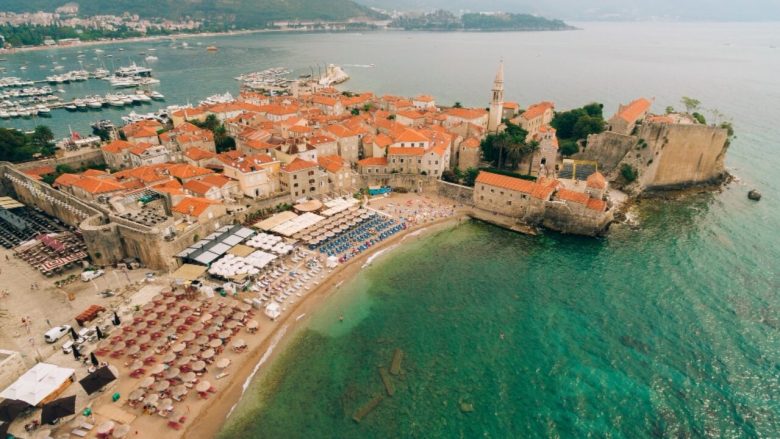 Rusët hapin llogari në Serbi për blerjen e pasurive të paluajtshme në Mal të Zi