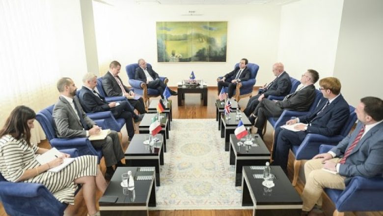 ​Kurti me ambasadorët e QUINT-it diskutojnë për takimet në Bruksel