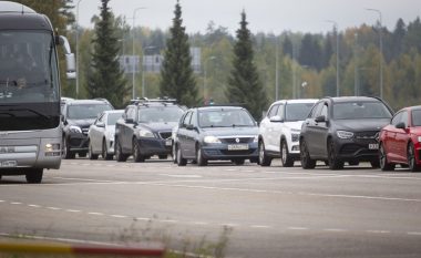 Finlanda nga nesër mbyllë kufijtë për turistët rusë