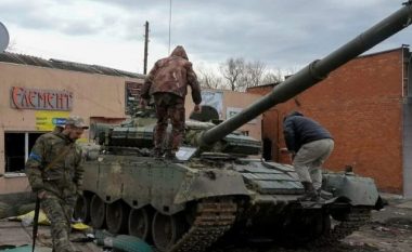 Ministria britanike e Mbrojtjes: Njësia elitare e tankeve ruse nuk do të rimëkëmbet për shumë vite, si rezultat i kundërofensivës ukrainase