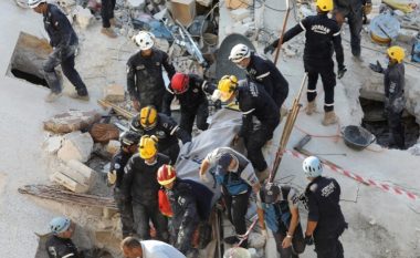 Pas 30 orëve të operacionit të kërkim-shpëtimit në Jordani, nxirret e gjallë nga rrënojat e ndërtesës së shembur vajza 4-muajshe