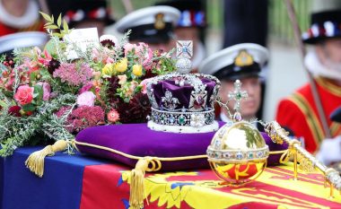 Arkivoli i Mbretëreshës Elizabeth lëshohet në varrezat mbretërore
