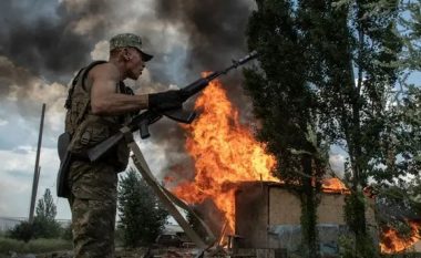 Putin mbështet mbajtjen e referendumeve në rajone të ndryshme të Ukrainës