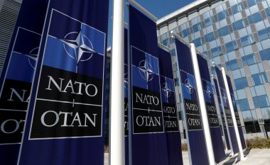 NATO paralajmëron Rusinë për “pasoja të rënda” nëse përdorë armët bërthamore