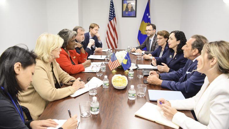 Shefja e misionit të SHBA-së në OKB dhe presidentja Osmani: Koha t’i jepet fund misionit të UNMIK-ut në Kosovë