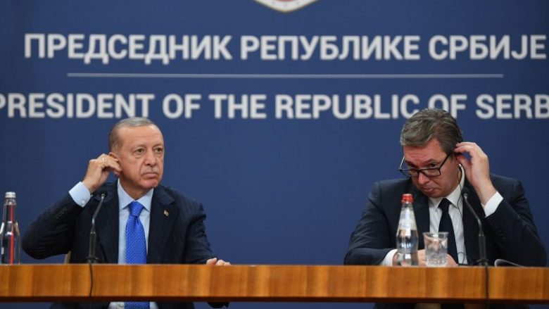 Erdogan e thotë para Vuçiqit se Kosovën e Serbinë i ndanë kufiri
