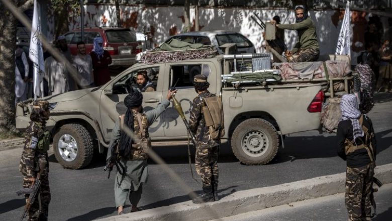 Shpërthen bomba pranë një xhamie në Kabul, të paktën shtatë të vdekur