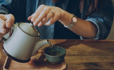 Pirja e çajit zvogëlon rrezikun e zhvillimit të sëmundjeve