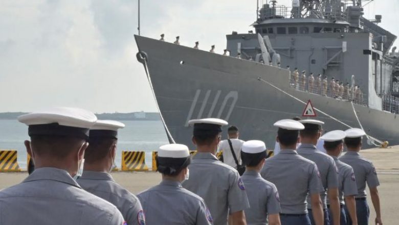 Kina paralajmëron ‘kundër-masa’ ndërsa SHBA miraton shitjen e armëve prej 1.1 miliardë dollarësh për Tajvanin