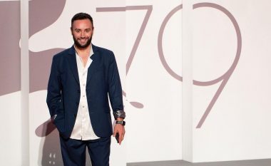 Stilisti shqiptar Mr. Rex merr pjesë në Festivalin e Filmit në Venecia
