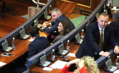 Kalimi i Kica-Xhelilit në LDK, ndryshon përbërja e dy komisioneve parlamentare