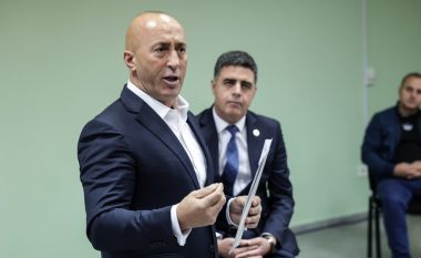 Haradinaj në Gjilan: Qeveria të plotësojë kërkesat minimale të sindikatave