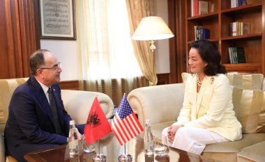 Presidenti Begaj pret ambasadoren amerikane në takim: Vlerësuam partneritetin strategjik