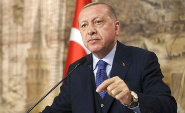 Erdogan thotë se Ukrainës duhet t’i kthehen tokat e pushtuara