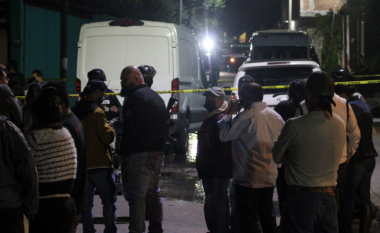 10 të vdekur në Meksikë pasi disa persona të armatosur hapën zjarr në një bar