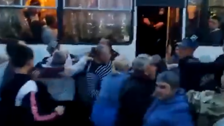Kaos në rekrutimin në Omsk, përleshje masive mes rusëve