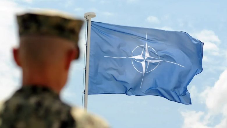 NATO sjell trupa rezervë në Kosovë