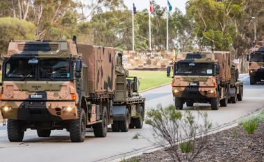 Ushtria australiane po zhvillon teknologji autonome për sistemin e autokolonave të veturave