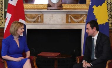 Kurti uron Truss për zgjedhjen e saj si kryeministre e MB-së: Pres me padurim të bashkëpunojmë për njohjen reciproke Kosovë-Serbi