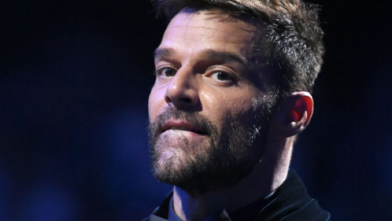 Vazhdojnë problemet ligjore për Ricky Martinin – këngëtari përballet me një ankesë tjetër nga nipi i tij