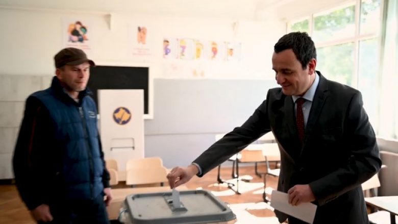 LVV mban zgjedhjet e brendshme, Kurti hedh votën e tij