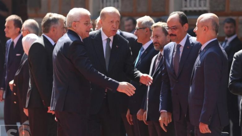 Erdogan mbërrin në Sarajevë – kjo është pritja që iu bë para Presidencës së BeH