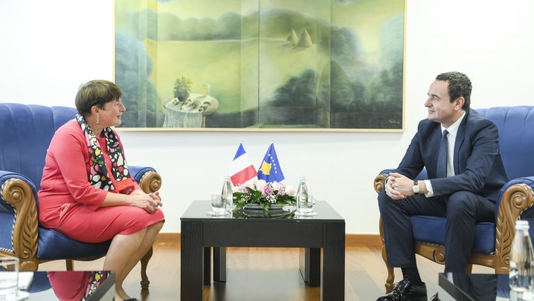 Ambasadorja Butel: Franca është e interesuar të përforcojë lidhjet me Kosovën