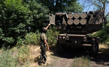 Shtëpia e Bardhë ndan edhe 600 milionë dollarë ndihmë ushtarake për Ukrainën