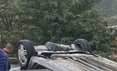 Në aksidentin e djeshëm në rrugën Tetovë – Shkup janë lënduar pesë persona