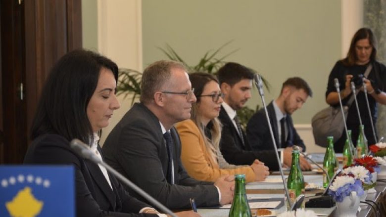 Bislimi në Pragë: Kosova synon sivjet të aplikojë për anëtarësim në BE