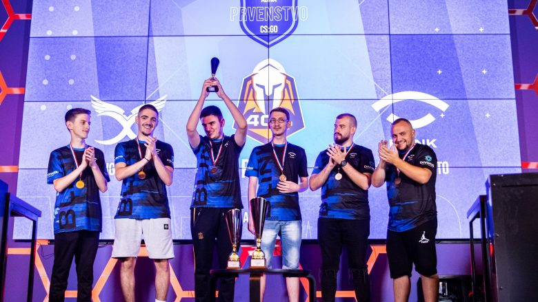 Ekipi shqiptar BLINK do të garojë në turneun e CS:GO Clash of Leagues