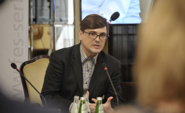Polotikologu dhe gazetari Boris Varga: Serbia donte të krijonte “Serbinë e Madhe” duke shfarosur shqiptarët, kroatët e boshnjakët – Rusia po bën të njëjtën gjë në Ukrainë