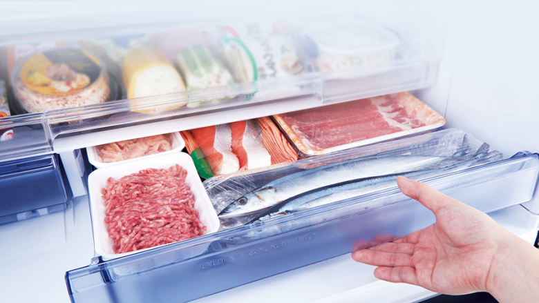 Koha e qëndrimit të mishit të grirë në frigorifer