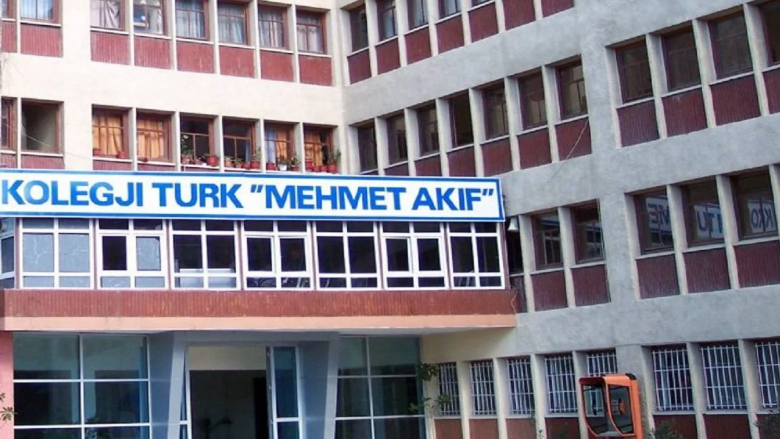 Mbyllet kolegji turk në Tiranë, reagon ministrja Kushi: Bëri një sërë shkeljesh