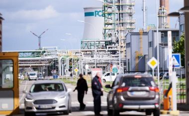 Gjermania do të investojë mbi 1 miliard euro në zonat industriale për të siguruar naftë në periudhë afatgjate