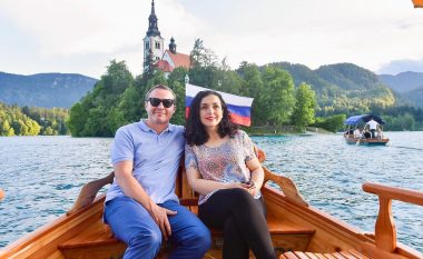 Çifti presidencial festojnë 10-vjetorin e martesës, Prindoni me dedikim për Vjosën: Një dekadë së bashku formalisht