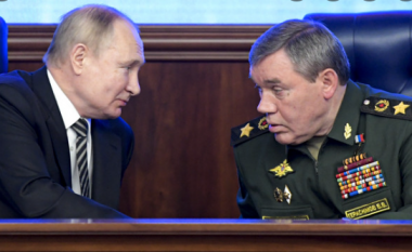 Putin refuzon thirrjet e komandantëve rusë për t'u tërhequr nga Kherson
