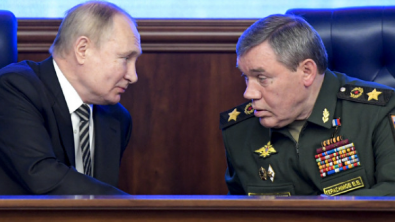 Putin refuzon thirrjet e komandantëve rusë për t’u tërhequr nga Kherson